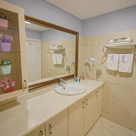 Bed & Breakfast Robin Hood 2*