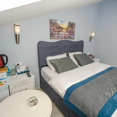 Robin Hood Bed & Breakfast Istanbul